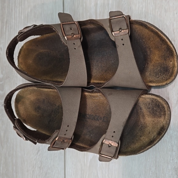 Birkenstock Girl Milano Kids Brown Sandals Slide Flats Shoes Sz 33/2 Narrow - Picture 4 of 10